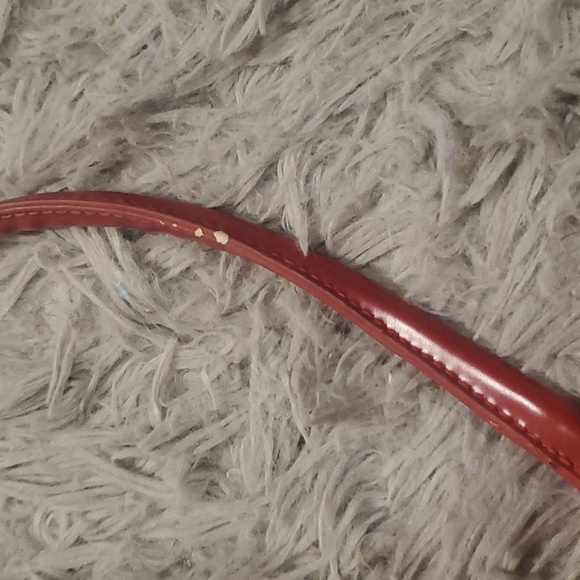 Red Prada purse - Picture 2 of 13